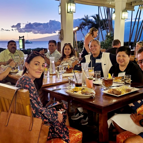 Meet your Posher, Carlie - Picture 5 of 9